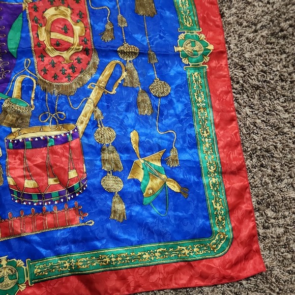 Vintage Scarf Shawl Nutcracker Shield Drums Trumpets Coat Of Arms - Picture 11 of 12